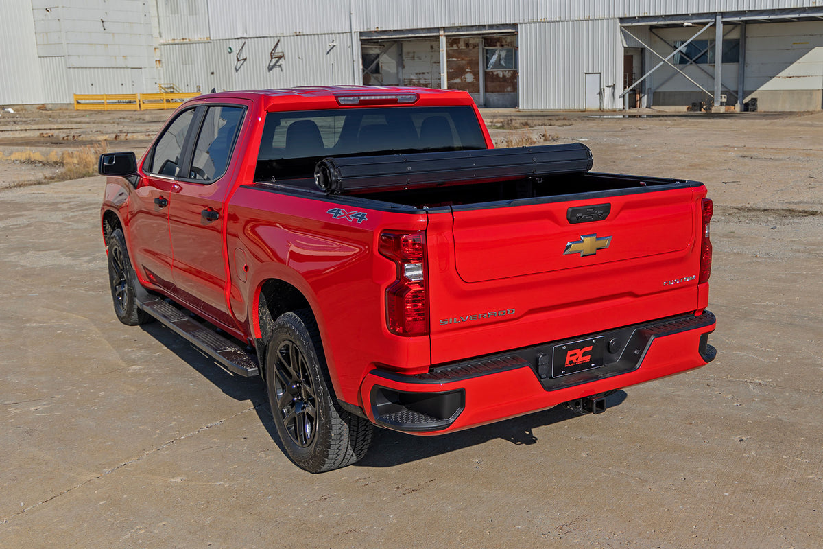 Hard Roll Up Bed Cover | 6'7" Bed | Chevy/GMC Sierra 1500 (19-26)/Silverado 1500 (19-26)