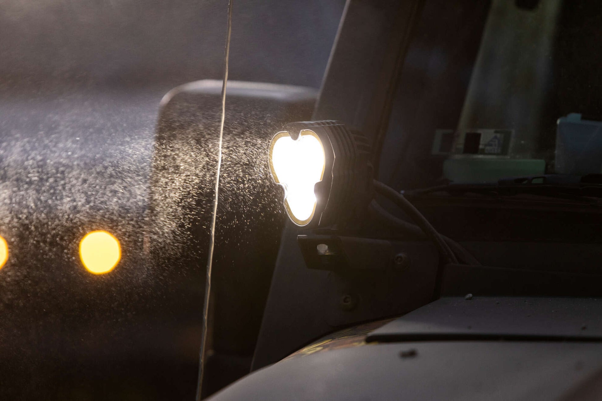 1283_Aux_Light_12.jpg
