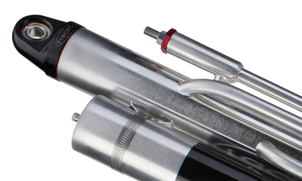 2.5 Inch Rear Bypass Shocks 2 Tube with Remote Reservoirs for 2007-2017 Jeep JK OE Replacement Radflo