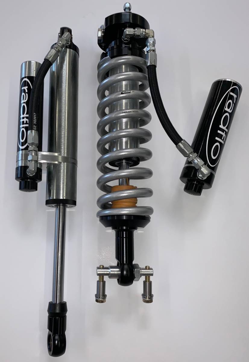 OE Replacement 2.5 Inch Front Coil-Over Kit 12 and Up Colorado 3 Inch Lift W/Remote Reservoir and Compression Adjusters Radflo