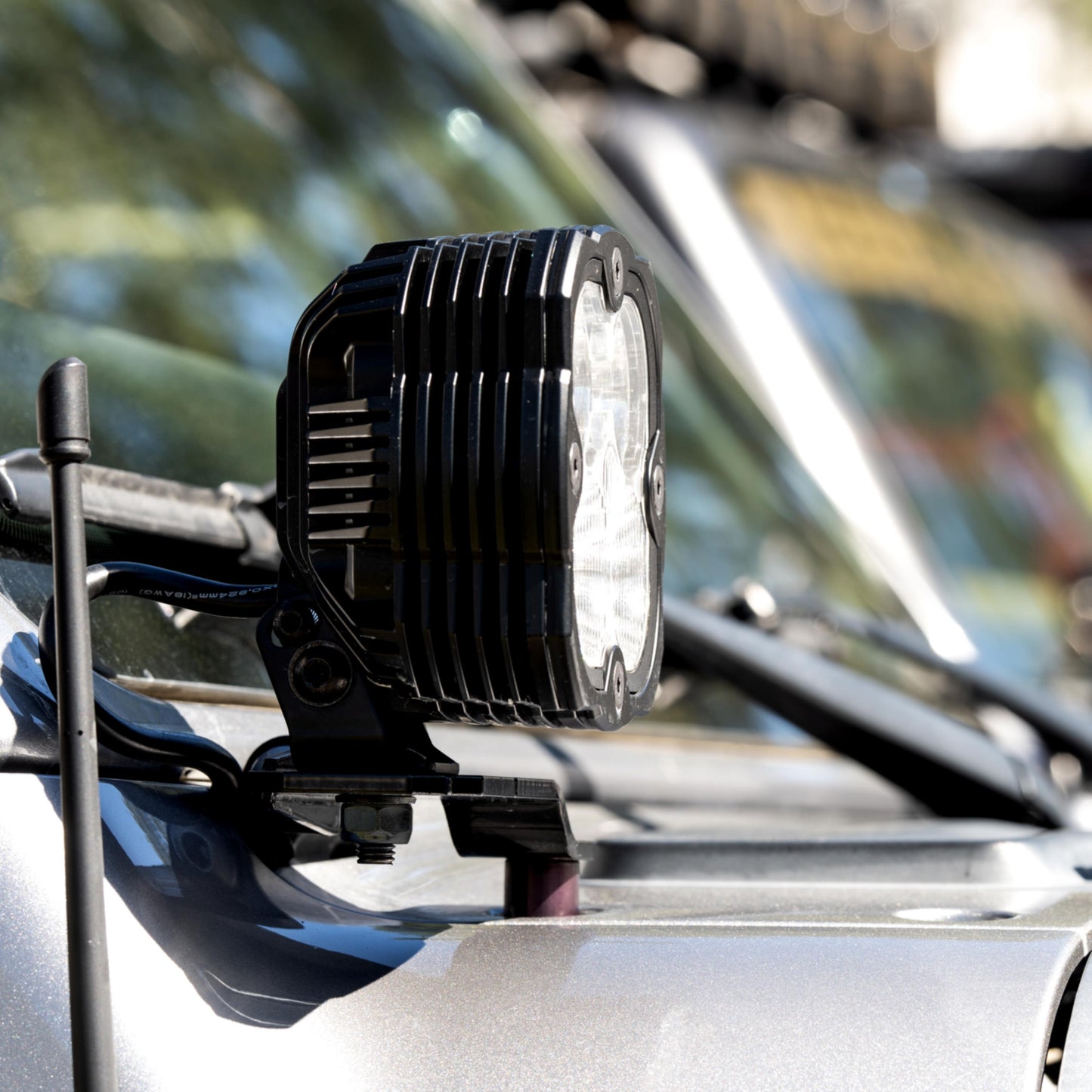97140_Vehicle_Light_System_9.jpg
