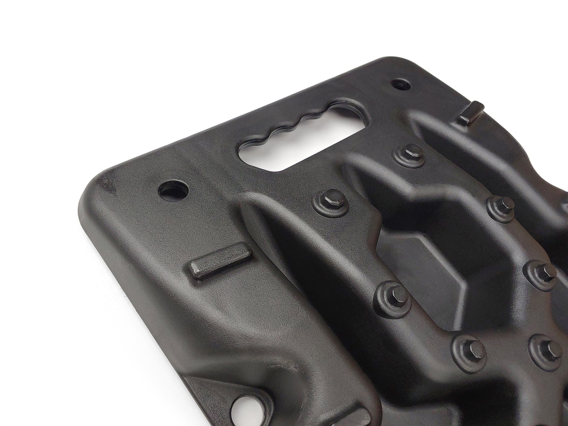 DV8-Offroad_RTB1-01BK_traction-board-black_angle4_72dpi_2K.jpg