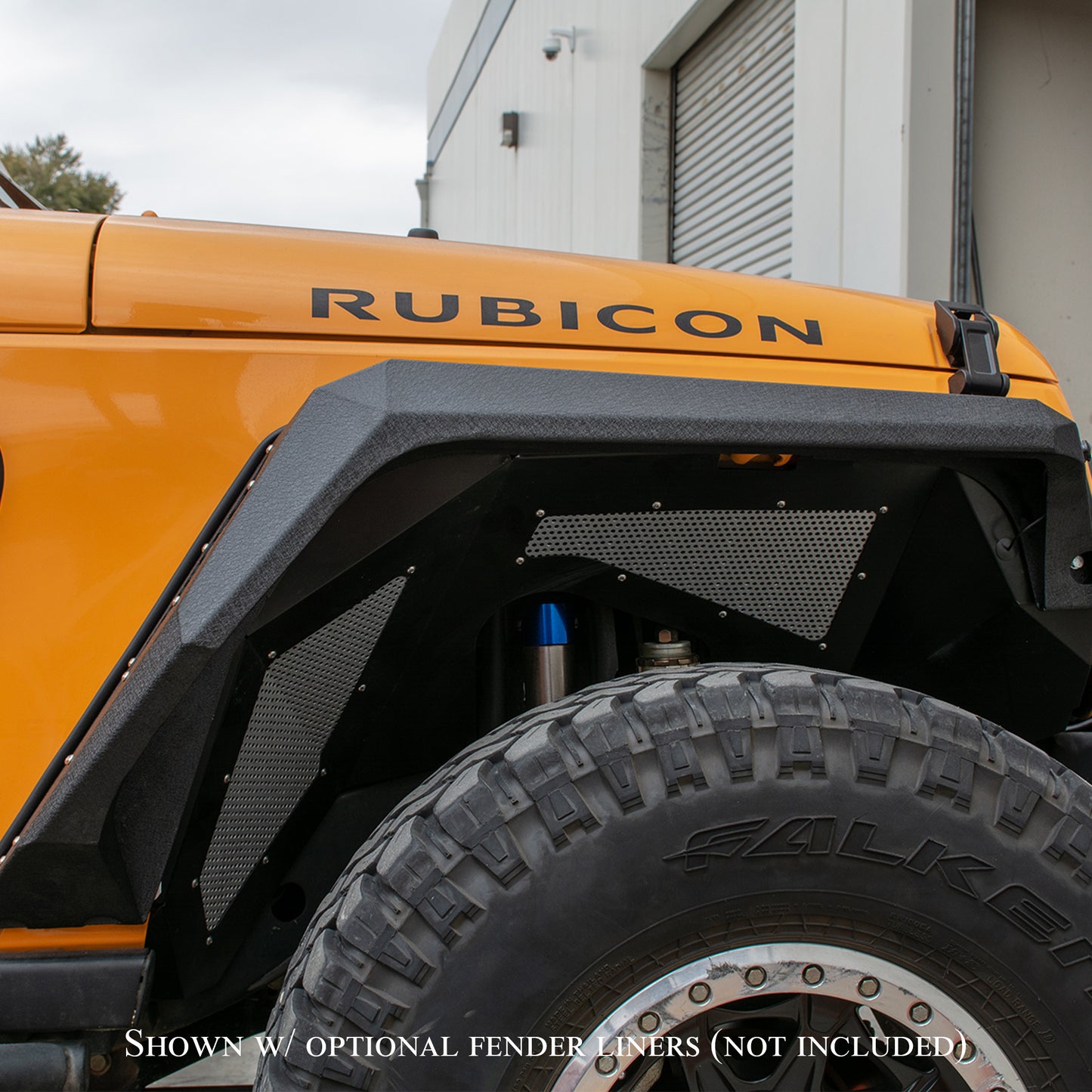 DV8 Offroad_FENDB-09_JL-Armor-Fender_angle2_72dpi.jpg