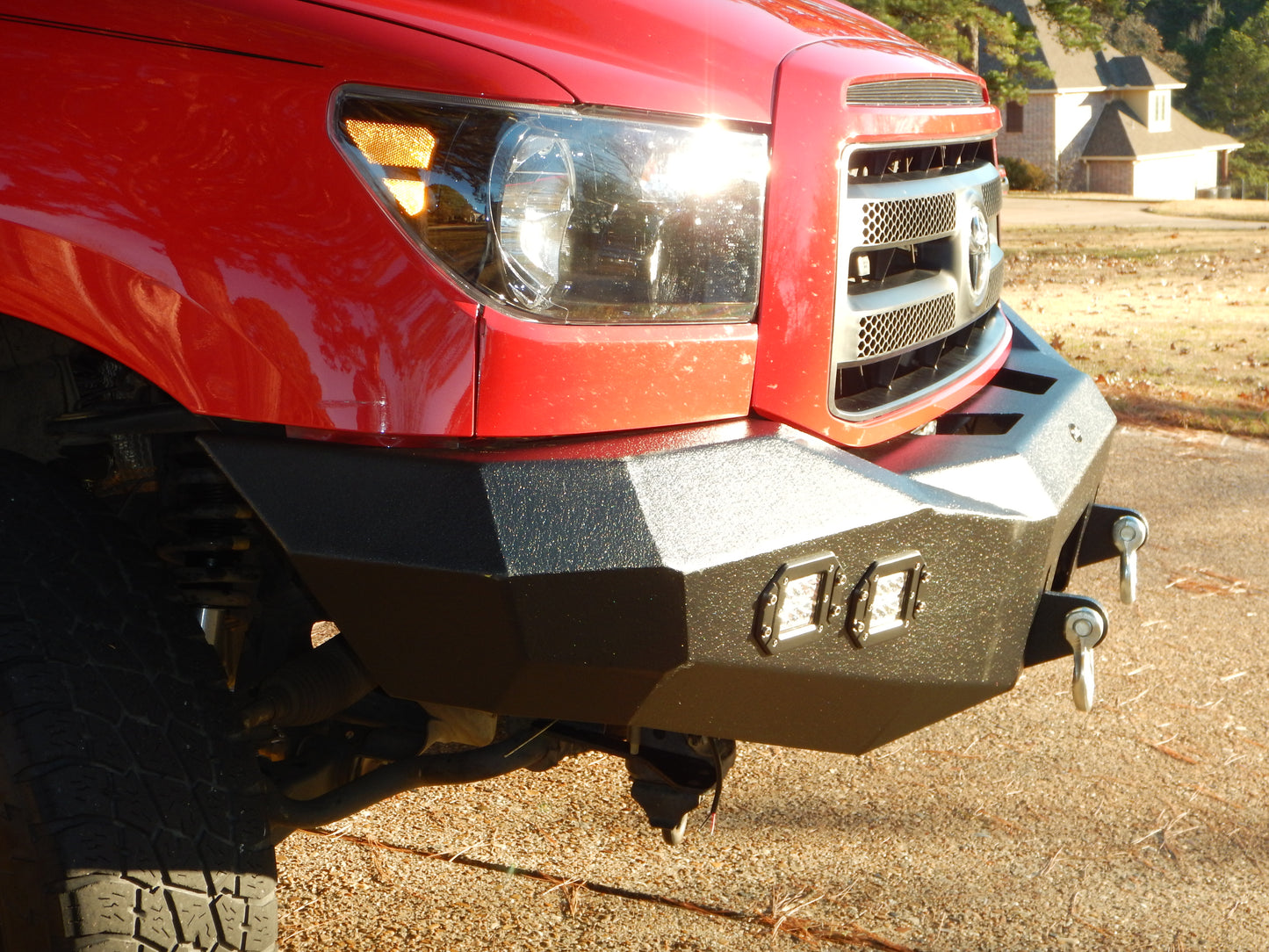 DV8_Offroad_FBTT2-02_Toyota_Tundra_front_bumper_angle6_72dpi.JPG