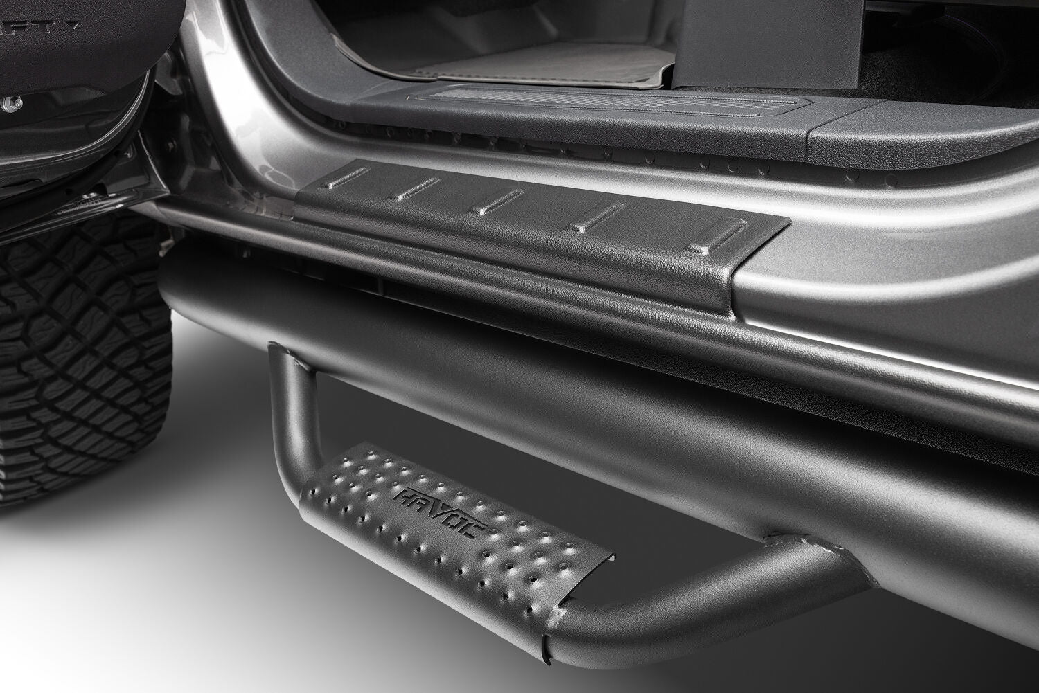 HKY_TrailArmor_RockerPanel_22_4dr-FordBronco_CarbonizedGray_02.jpg