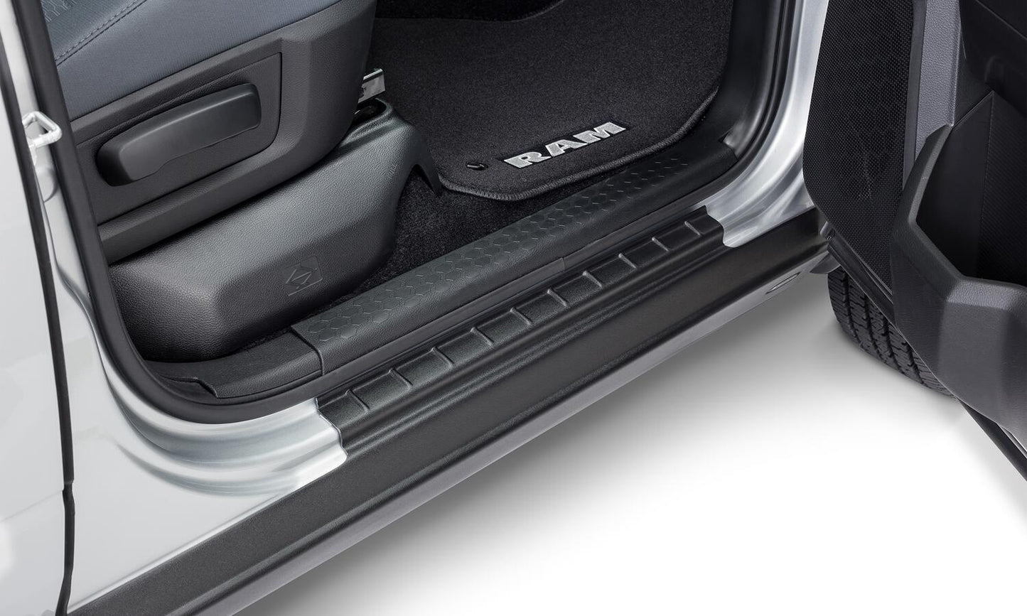 Husky_TrailArmor_Ram1500_InteriorFrontPassenger_14064.jpg