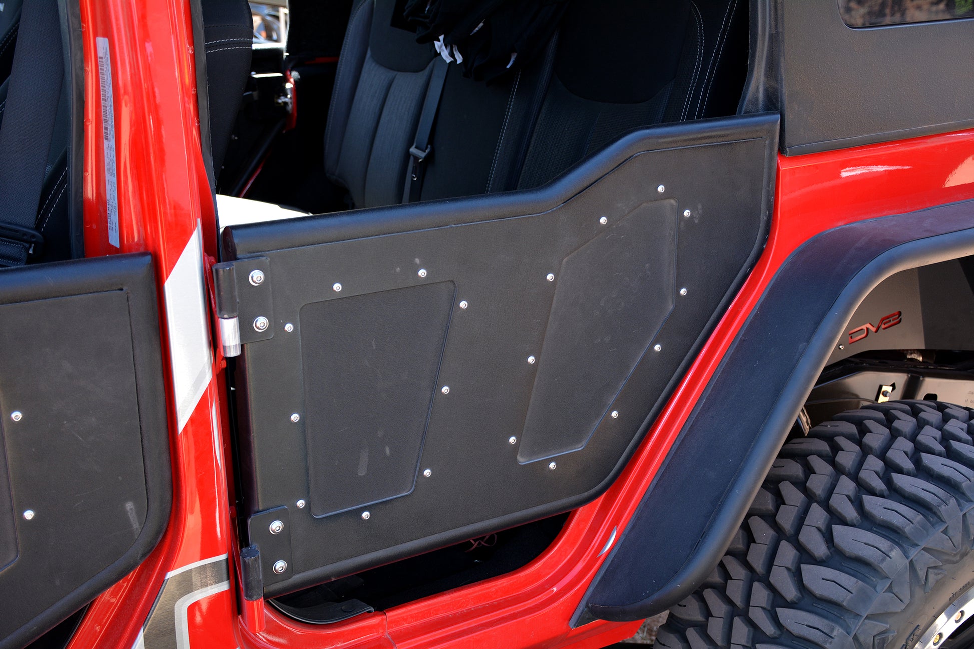 RDSTTB-01R_on vehicle (1).jpg