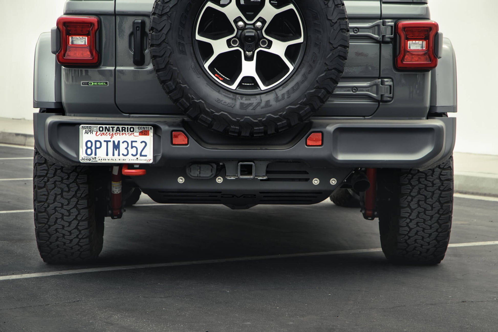 SPJL-05D_on vehicle (8).jpg