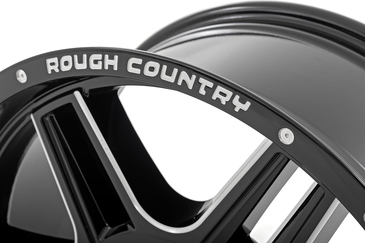 Rough Country 92 Series Wheel | Machined One-Piece | Gloss Black | 18x9 | 6x5.5 | +0mm