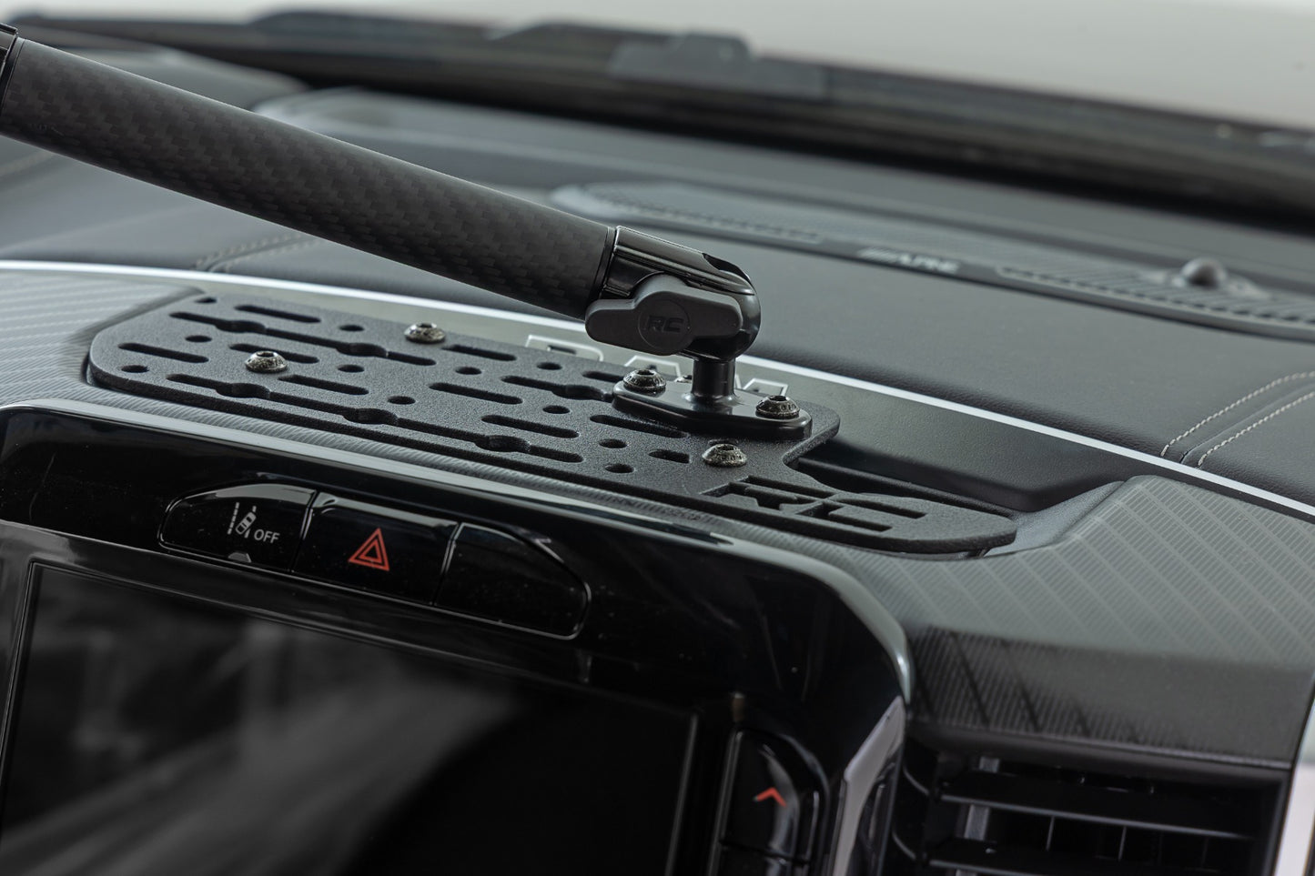 Dash Mount | 10" Mag Safe Mount Kit | 8in Screen | Ram 1500 4WD (2019-2026)
