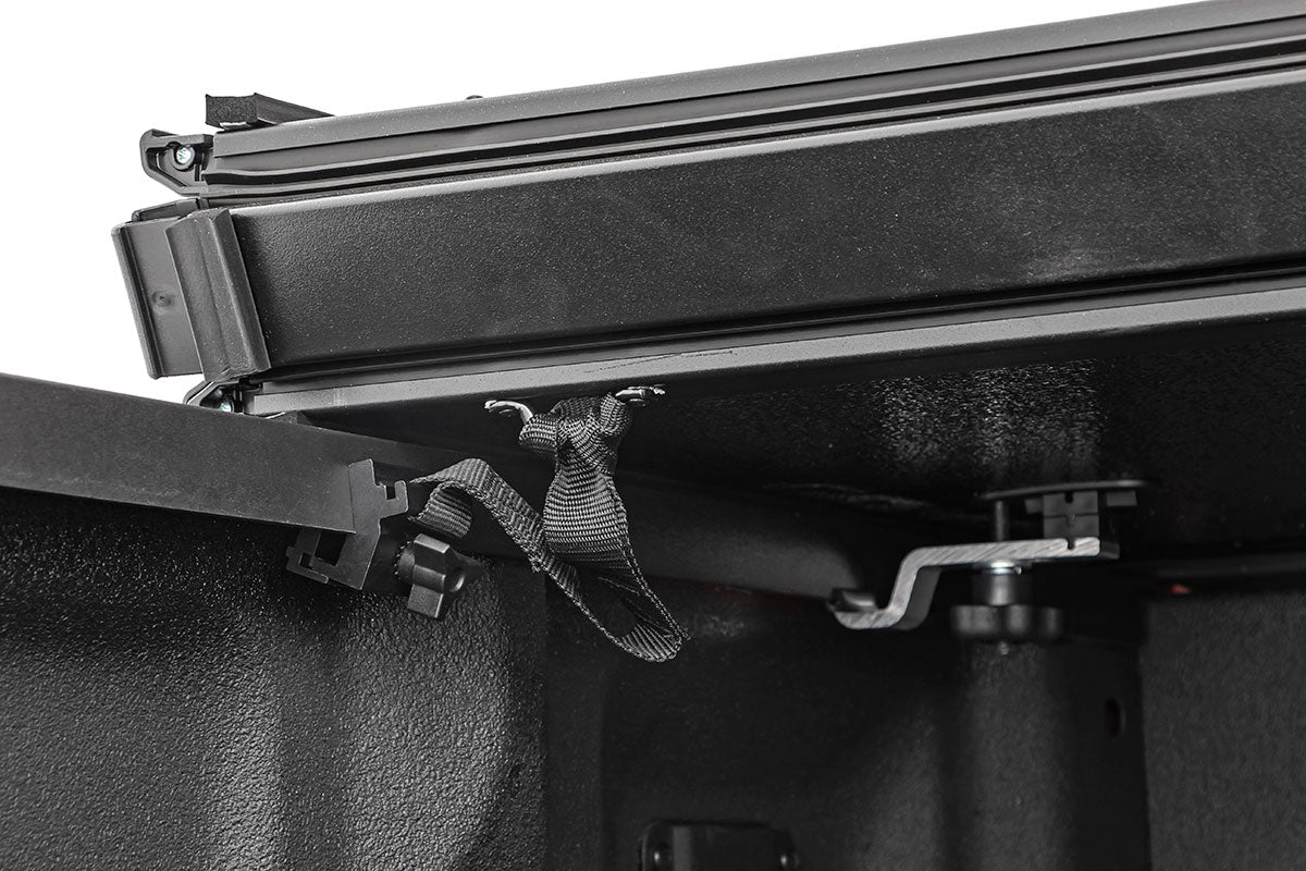 Hard Folding Bed Cover | 5'7" Bed | Ford F-150/F-150 Lightning/Raptor (15-23)