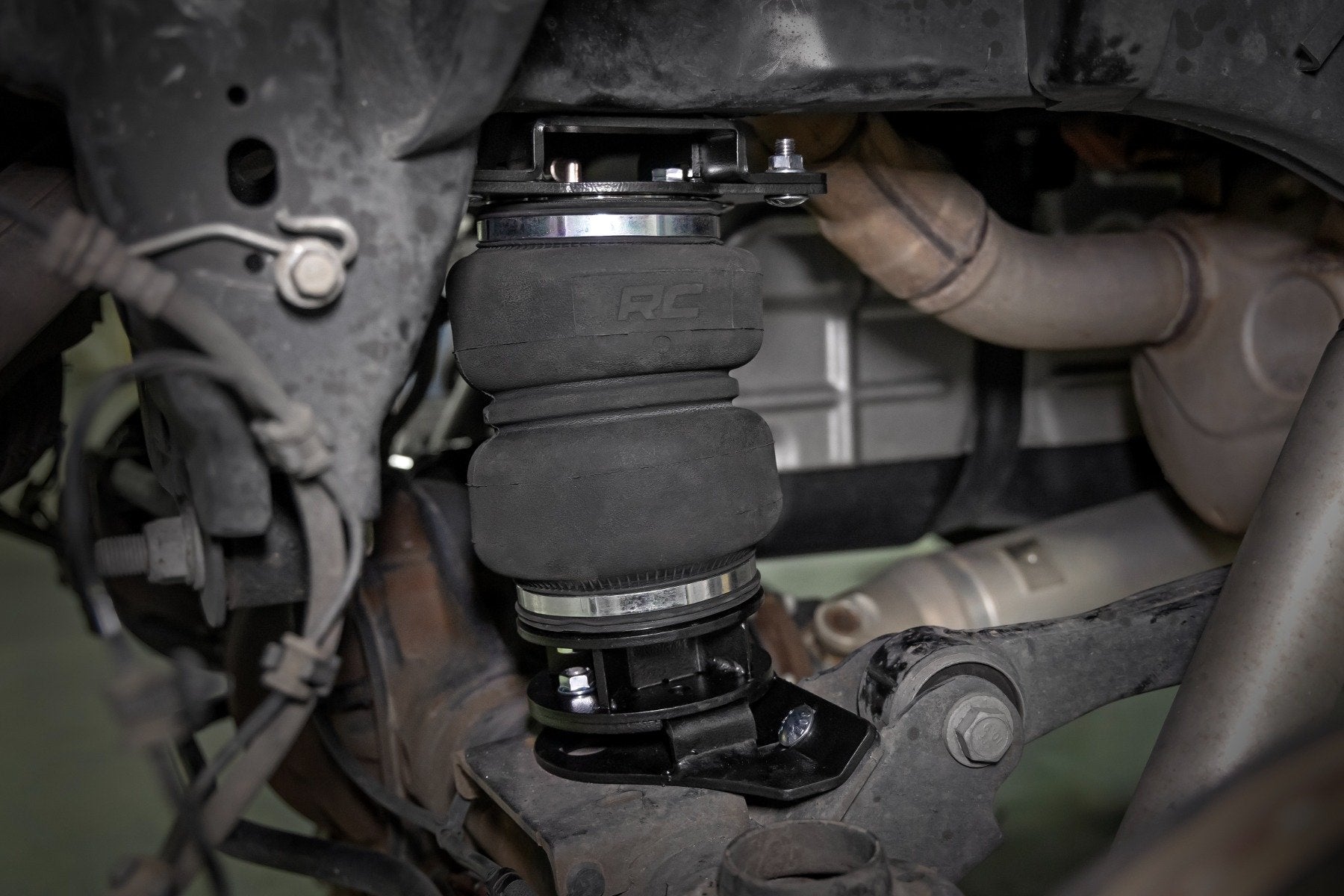 Air Spring Kit w/compressor | Ram 1500 4WD (2019-2026)