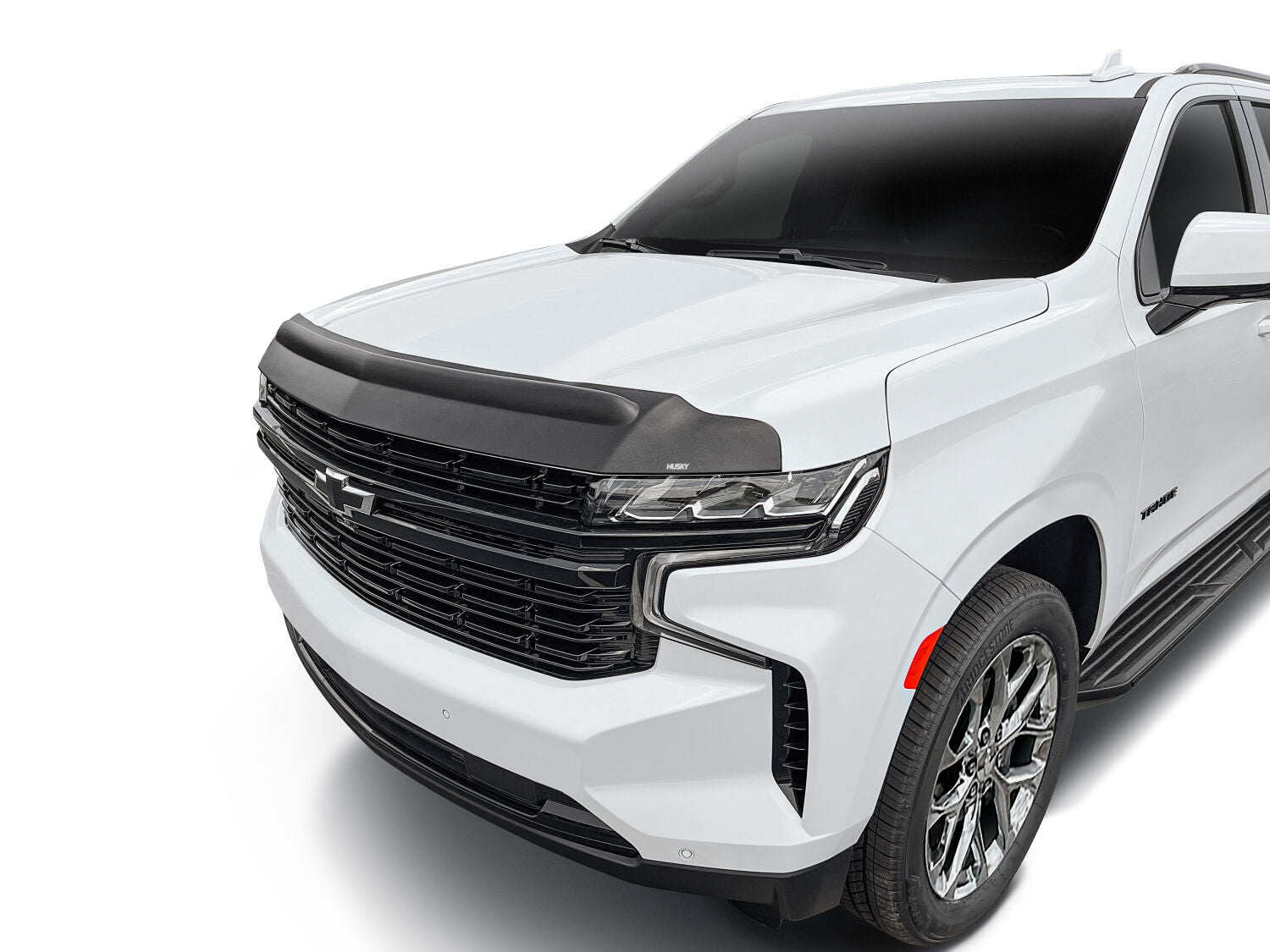 husky-aeroskin-II-textured-blk-2023-Chevy-Tahoe-Suburban-studio-2830177.jpg
