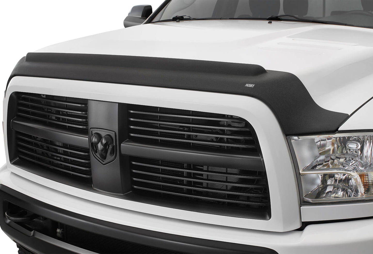 husky-aeroskin-II-textured-blk-Ram-studio.jpg